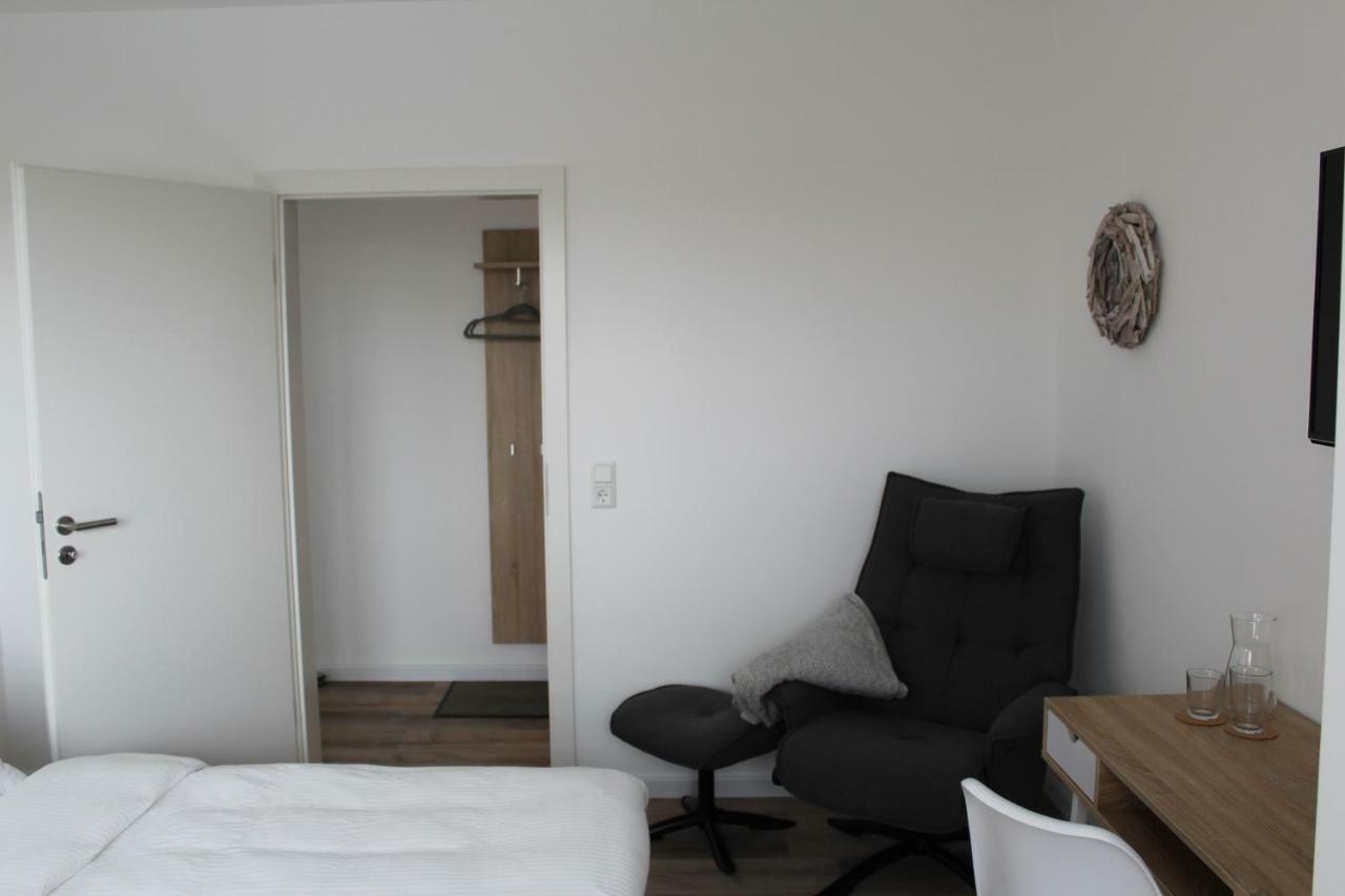 Gaestezimmer Bergerhof - Ankommen Und Wohlfuehlen Neuss Exterior foto