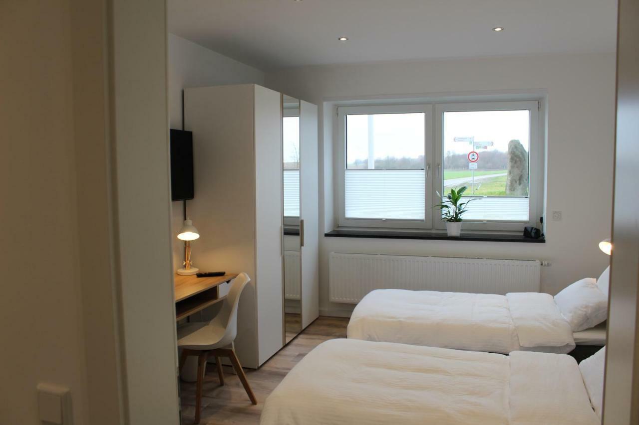Gaestezimmer Bergerhof - Ankommen Und Wohlfuehlen Neuss Exterior foto